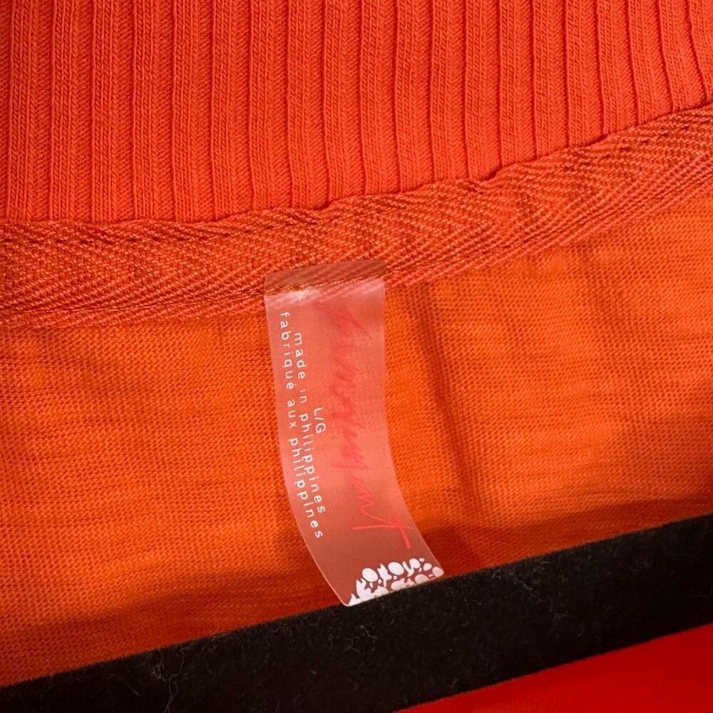NWT FP Free People Movement Orange Oversized Side Slit Top Long Sleeves sz Large - Picture 9 of 10